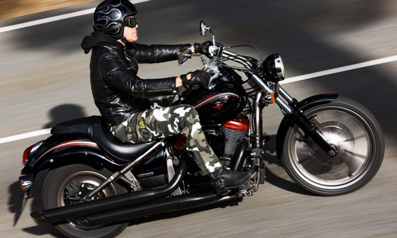 Какой мотоцикл Kawasaki VN900 покорит ваше сердце: технические детали в действии
