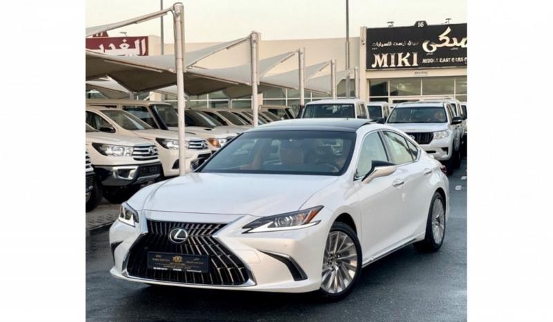 Лексус ЕС 250 и ES 350 в 2023 году: выбираем лучшее