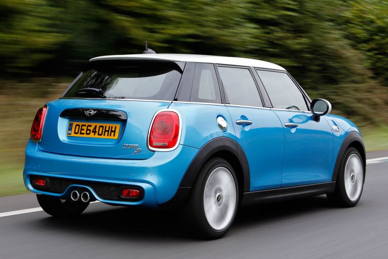 Mini Cooper или Bentley: что лучше выбрать автолюбителю