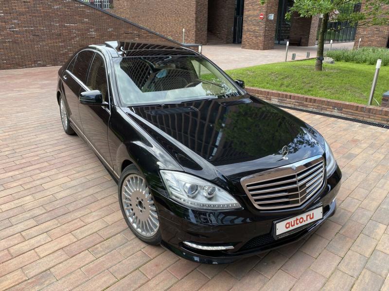 Можете ли вы узнать все о Mercedes-Benz S-класса W221, не читая «руководства для профессионалов». Узнайте 15 увлекательных фактов