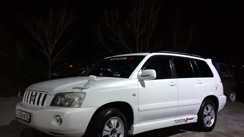 Можно ли без особого труда разобраться в модельном ряде Toyota Kluger в Японии за 15 минут. Узнайте секреты