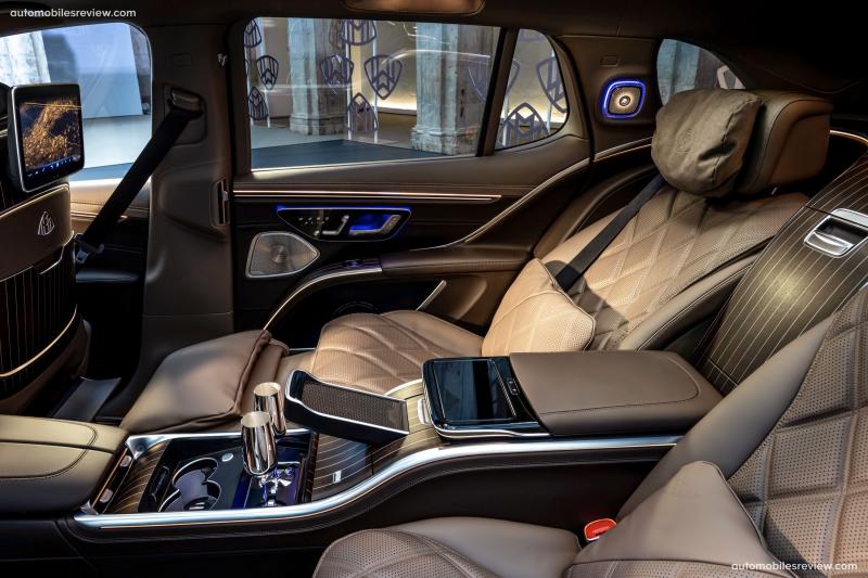 Насколько доступен роскошный Mercedes-Maybach GLS в 2023 году