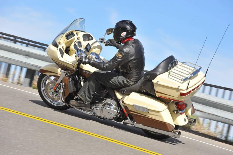 Насколько экономичен Harley Davidson Road Glide: разбираем детали