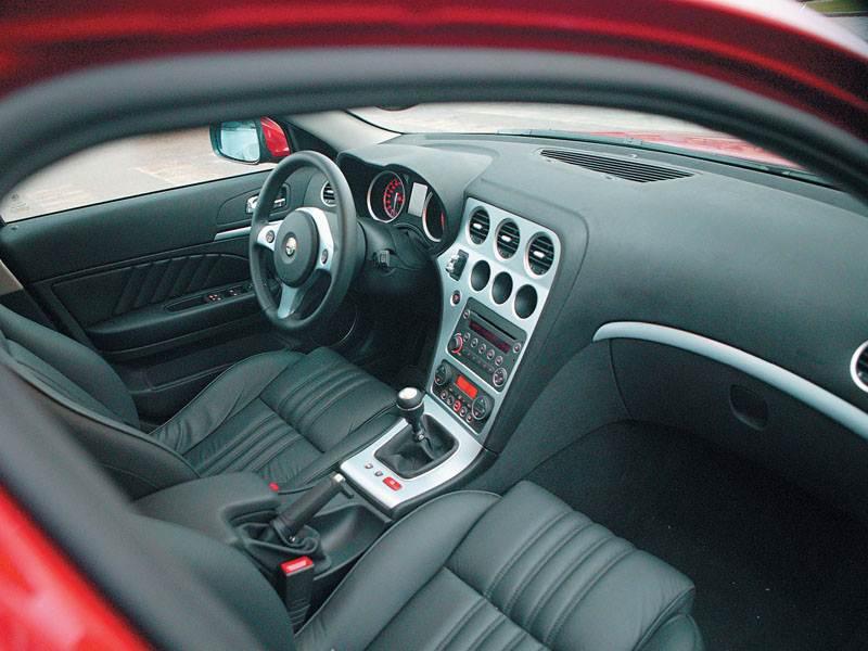 Насладись великолепным салоном Alfa Romeo 159: лучшие 15 фото
