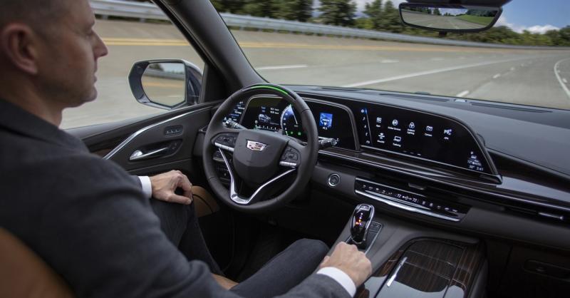 Насладиться вождением Cadillac DTS black: как добиться максимума от автомобиля. Исследуем возможности