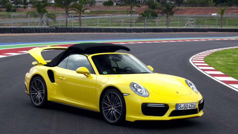 Наслаждаясь драйвом Porsche 911 Carrera 4S: 15 путей к идеальному вождению