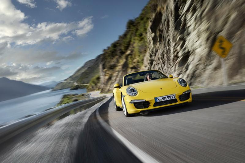 Наслаждаясь драйвом Porsche 911 Carrera 4S: 15 путей к идеальному вождению