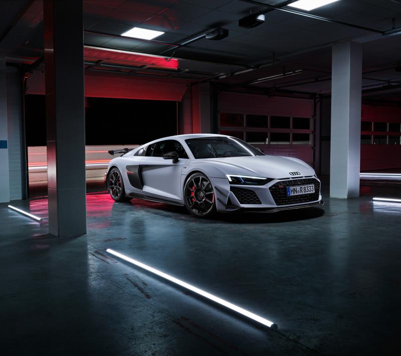 Наслаждение за рулём спорткара audi r8 в 2023 году: открываем для себя новые ощущения