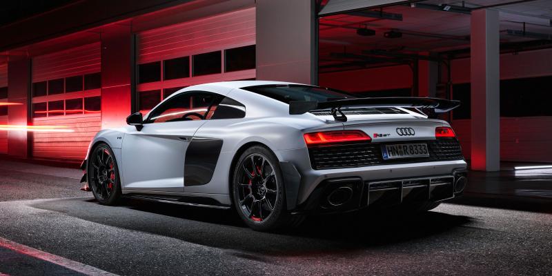 Наслаждение за рулём спорткара audi r8 в 2023 году: открываем для себя новые ощущения