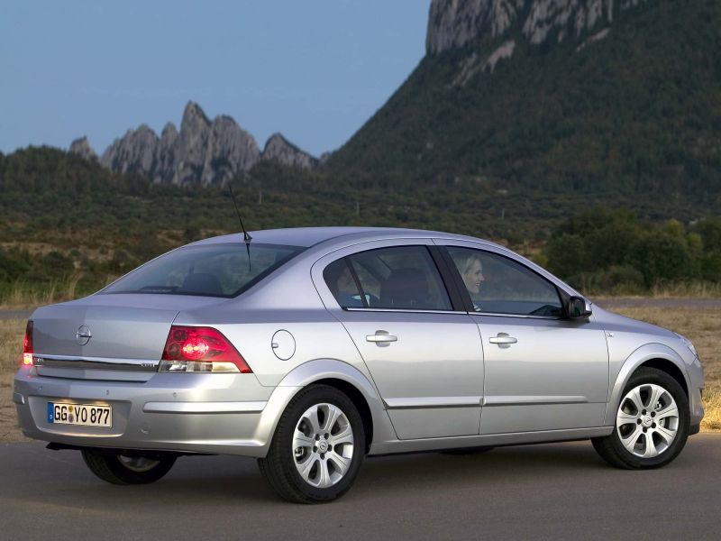 Opel Astra Family