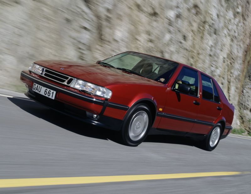 Saab 9000