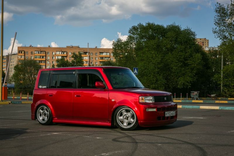 Toyota BB: Характеристики, комплектации, размеры и салон новинки ...