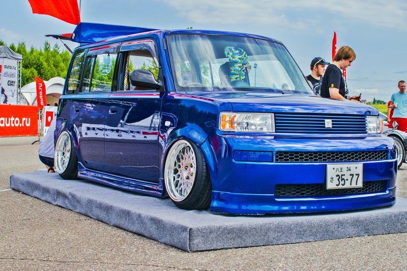 Toyota BB: Характеристики, комплектации, размеры и салон новинки ...