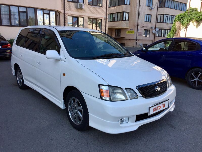 toyota gaia 2001