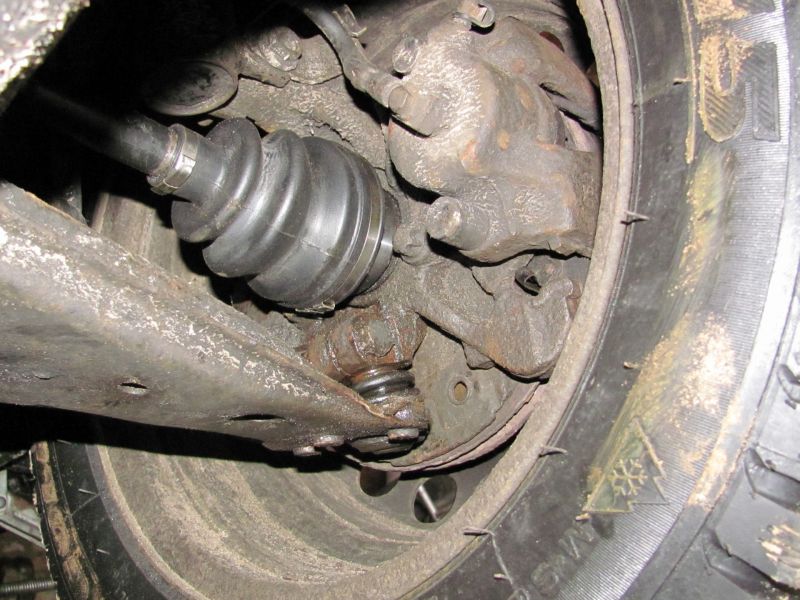 Зачем нужна граната в автомобиле и как она работает