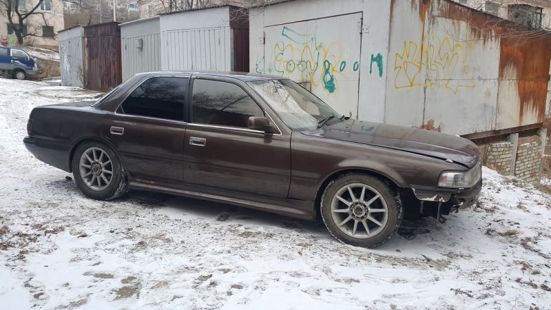 Загадочный Nissan Laurel C34 1986 года: что на самом деле скрывает этот культовый автомобиль